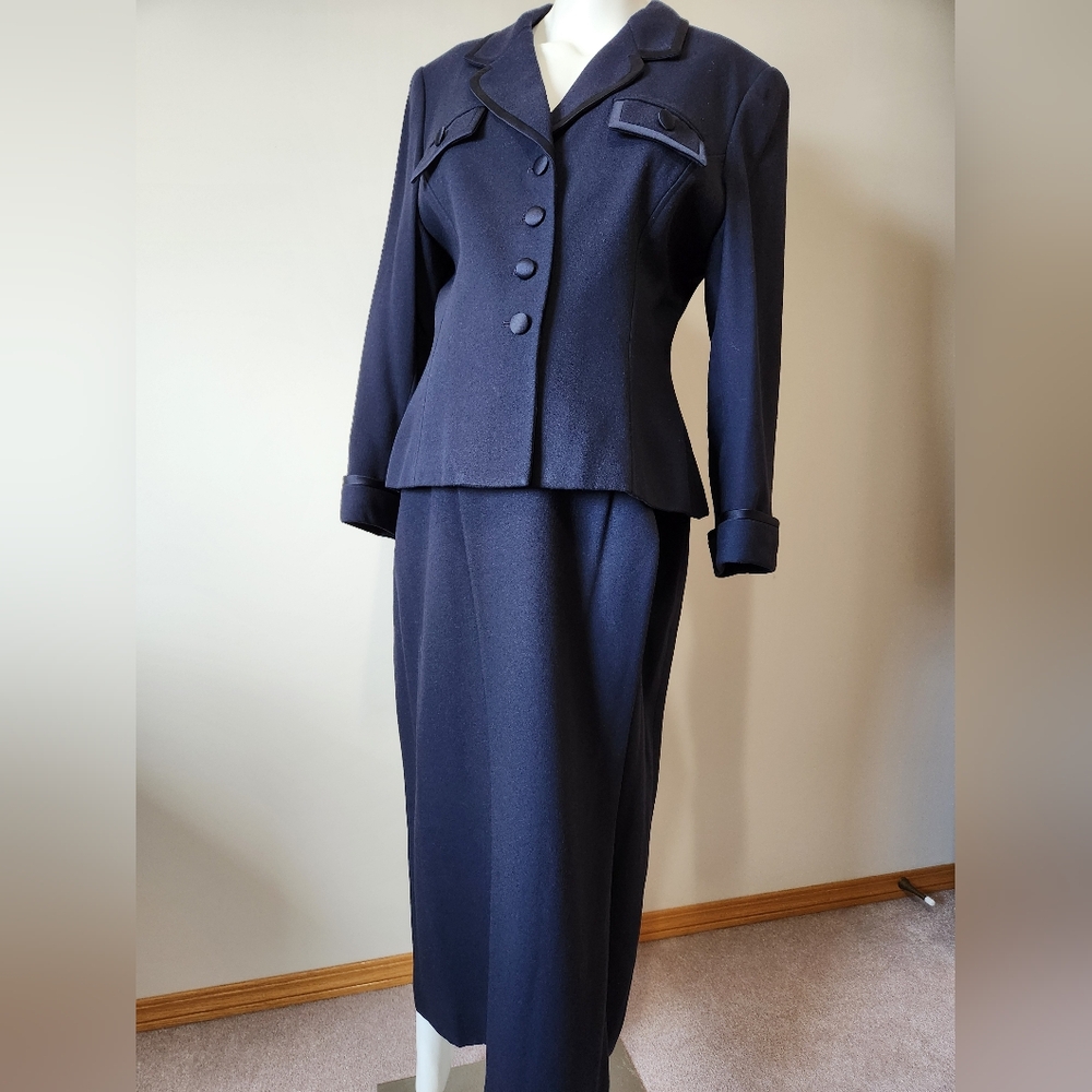 Vintage skirt and matching jacket